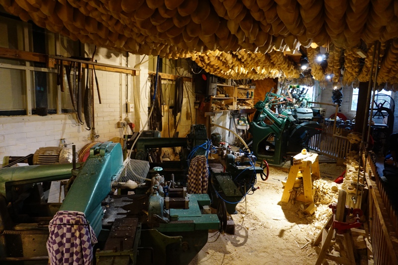 Tempat pembuatan klompen