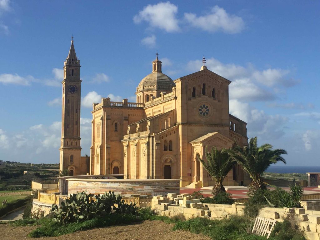Ta' Pinu, Gereja terbesar di Pulau Gozo
