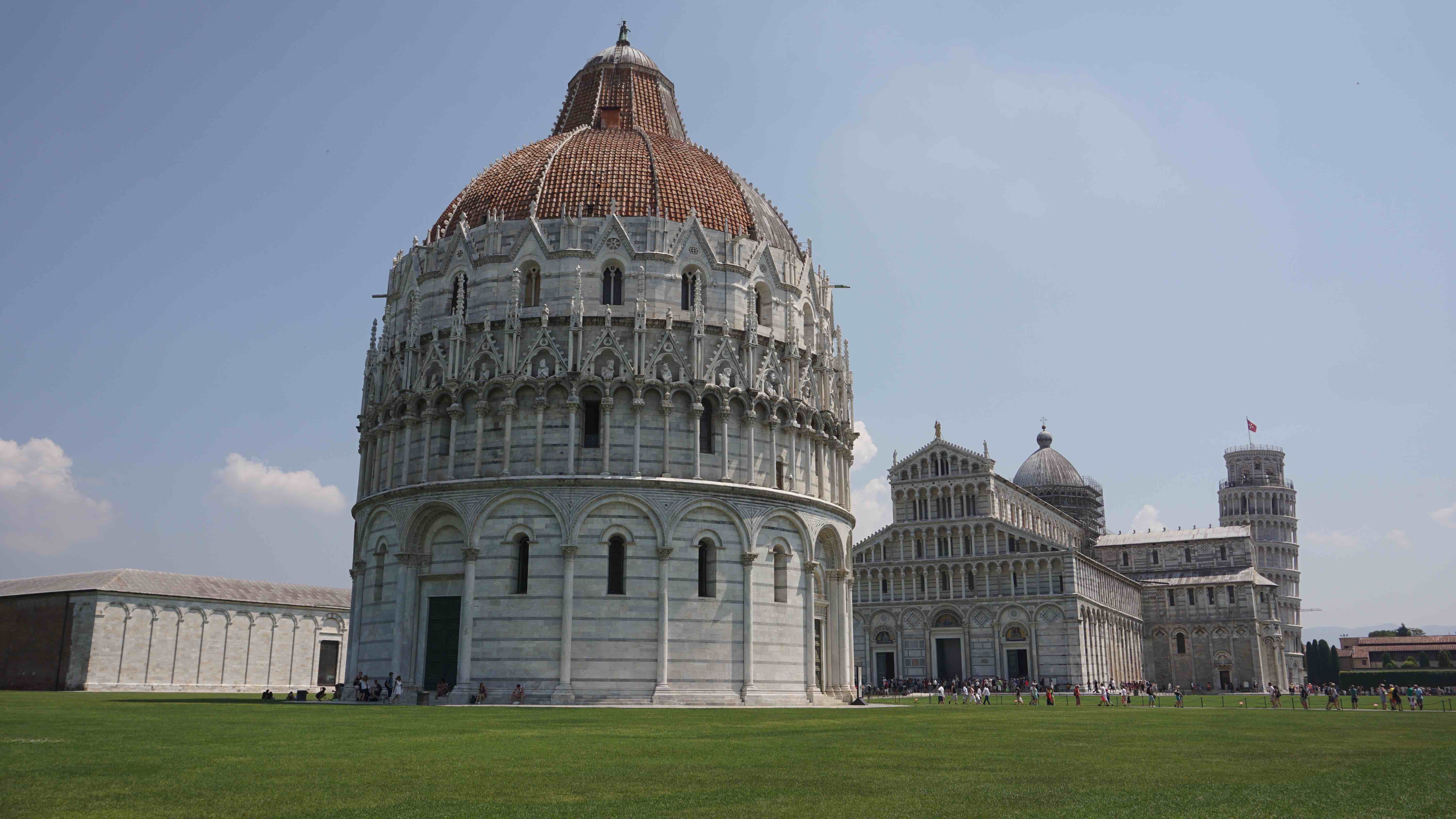 Pisa Baptistery, Cathedral Santa Maria Assunta, Campo Santo, Menara Pisa - PIsa - Italia